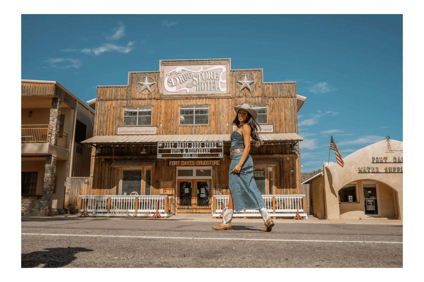Dan Post Boots Boots Laredo Women's Kite Days Broad Square Toe Leather Boots - Brown / Bone 5821