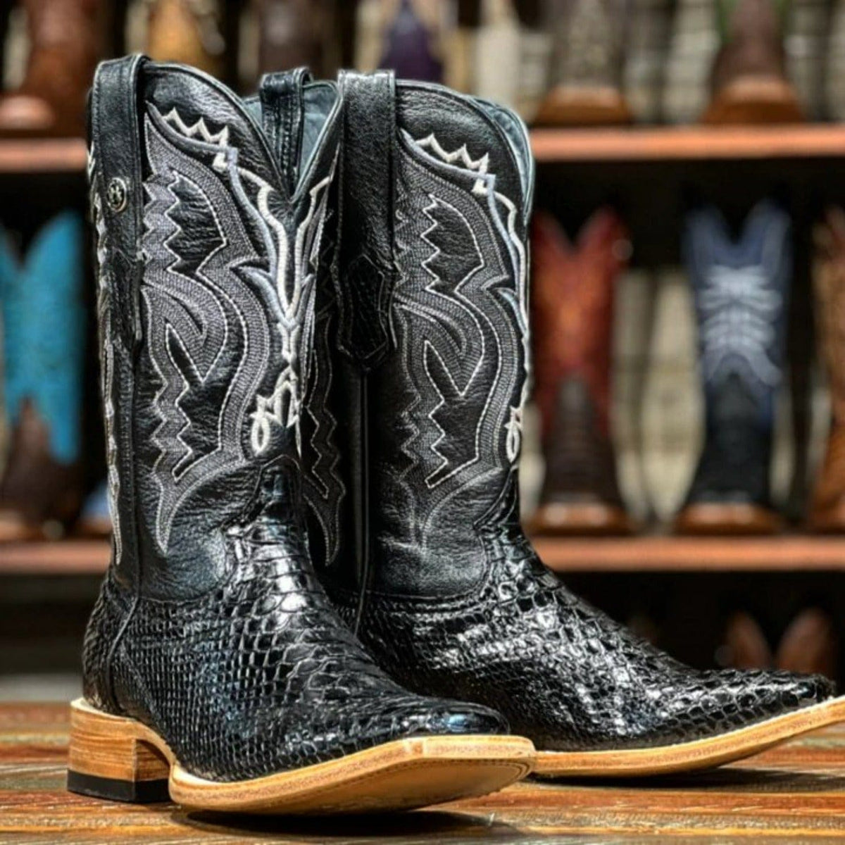 Tanner Mark Boots Boots 6.5 Tanner Mark Men&#39;s Genuine Python Square Toe Boots Black TMX200430