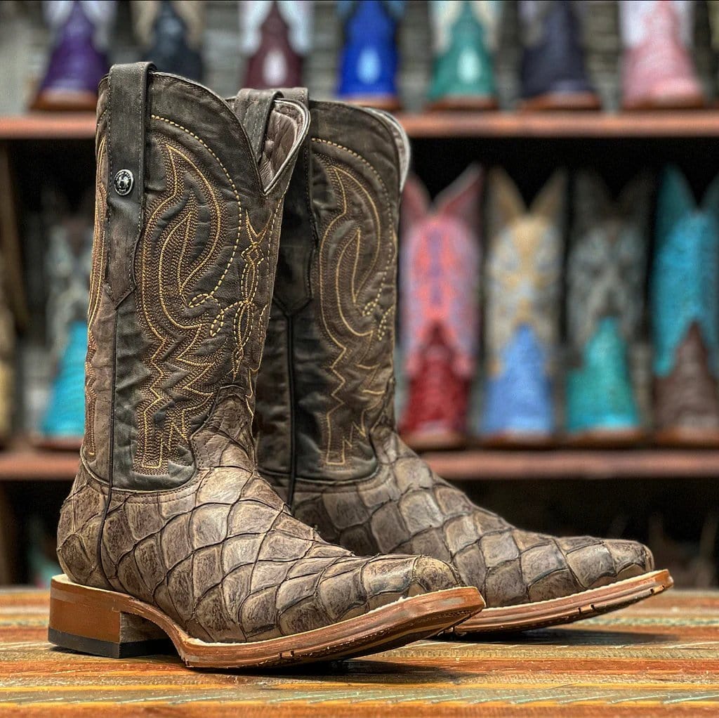 Tanner Mark Boots Boots Brown / 6 Tanner Mark Men&#39;s Print Monster Fish Square Toe Boots Brown TM205558