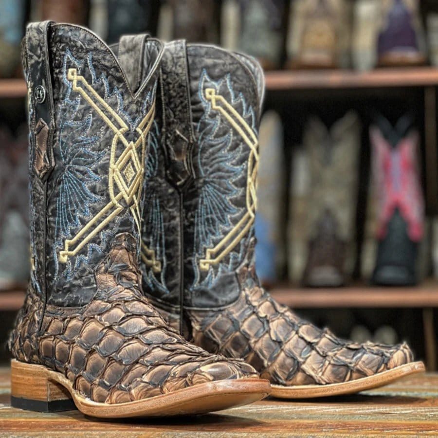 Tanner Mark Boots Boots Tanner Mark Men&#39;s Chochise Genuine Monster Fish Square Toe Boots Brown TMX208018