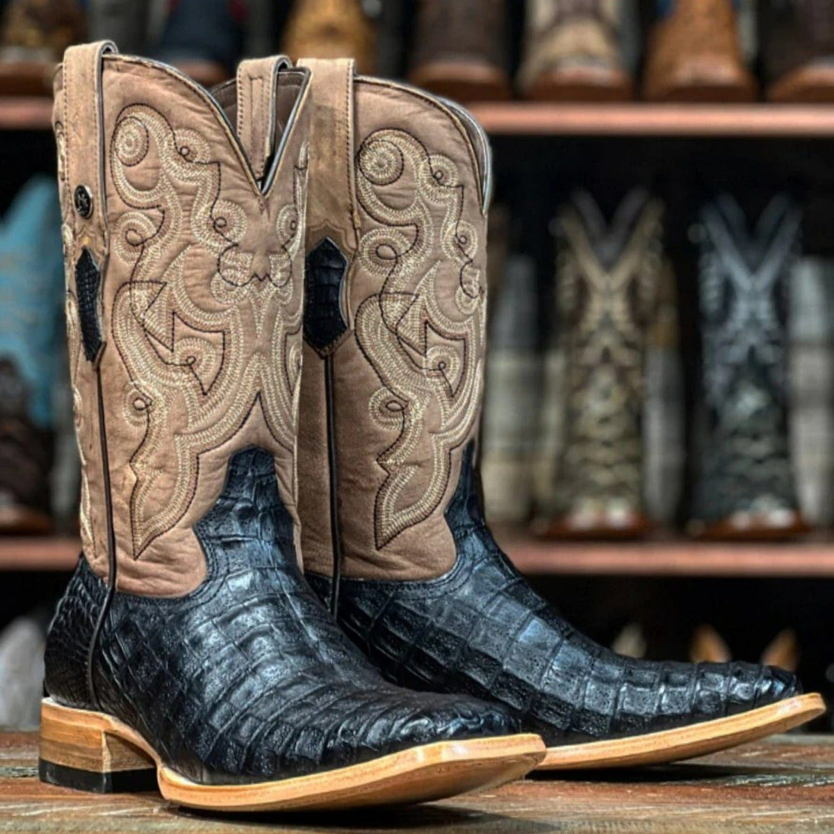 Tanner Mark Boots Boots Tanner Mark Men&#39;s Genuine Caiman Belly Square Toe Boots Black TM208040