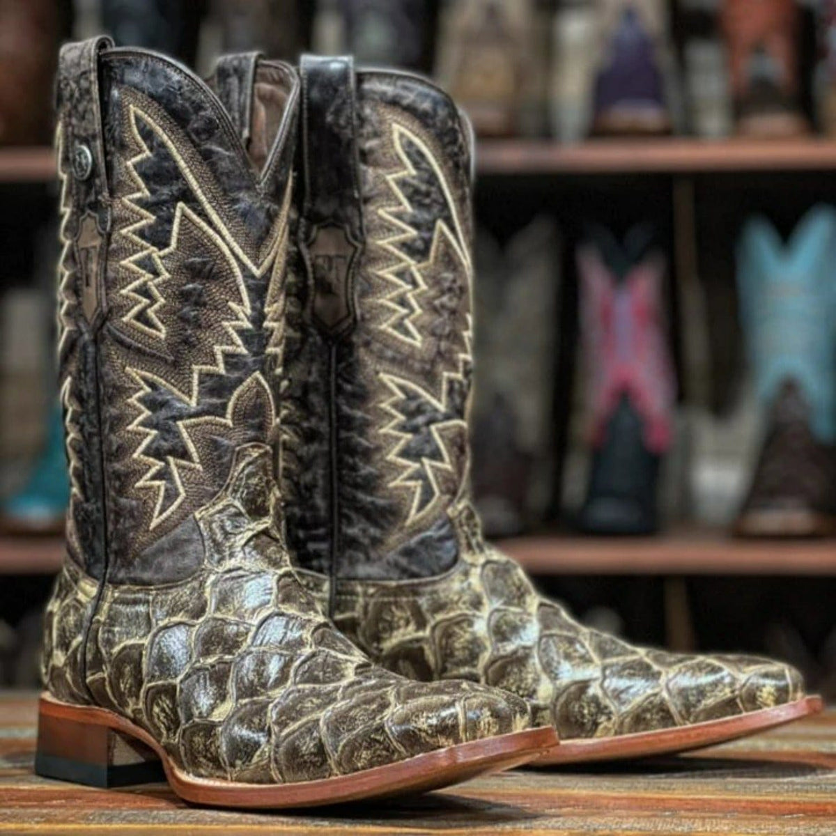 Tanner Mark Boots Boots Tanner Mark Men&#39;s LaGrange Print Monster Fish Square Toe Boots Brown TM201713