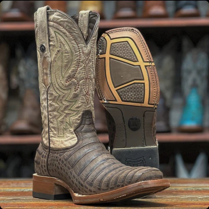 Tanner Mark Boots Boots Tanner Mark Men&#39;s Print Caiman Belly Square Toe Boots Brown TM205561