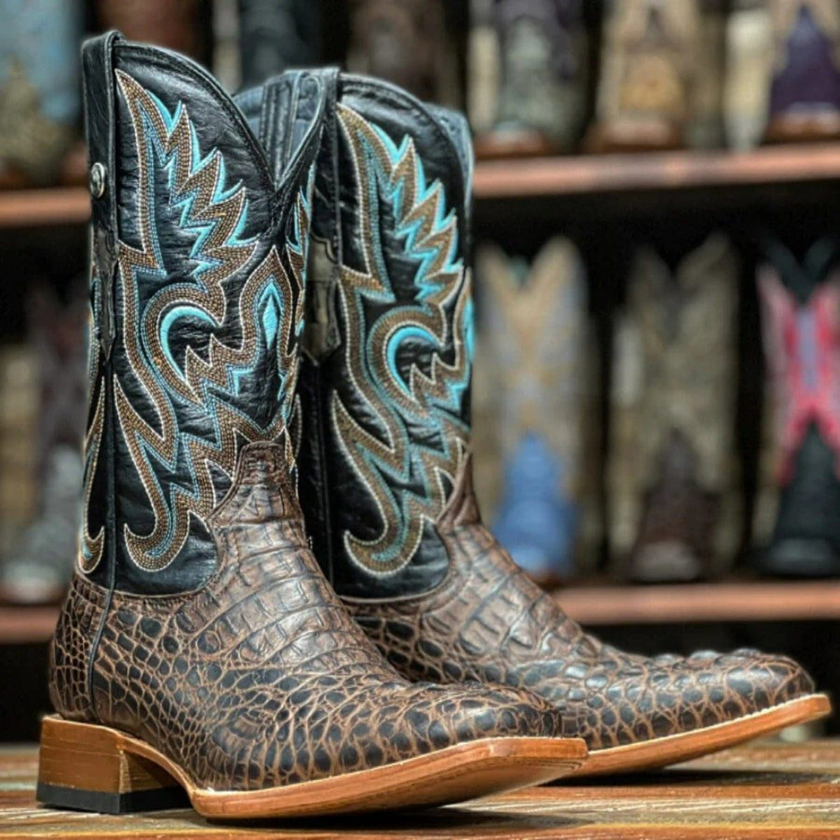 Tanner Mark Boots Boots Tanner Mark Men&#39;s Print Caiman Hornback Square Toe Boots Matte Brown TM205529