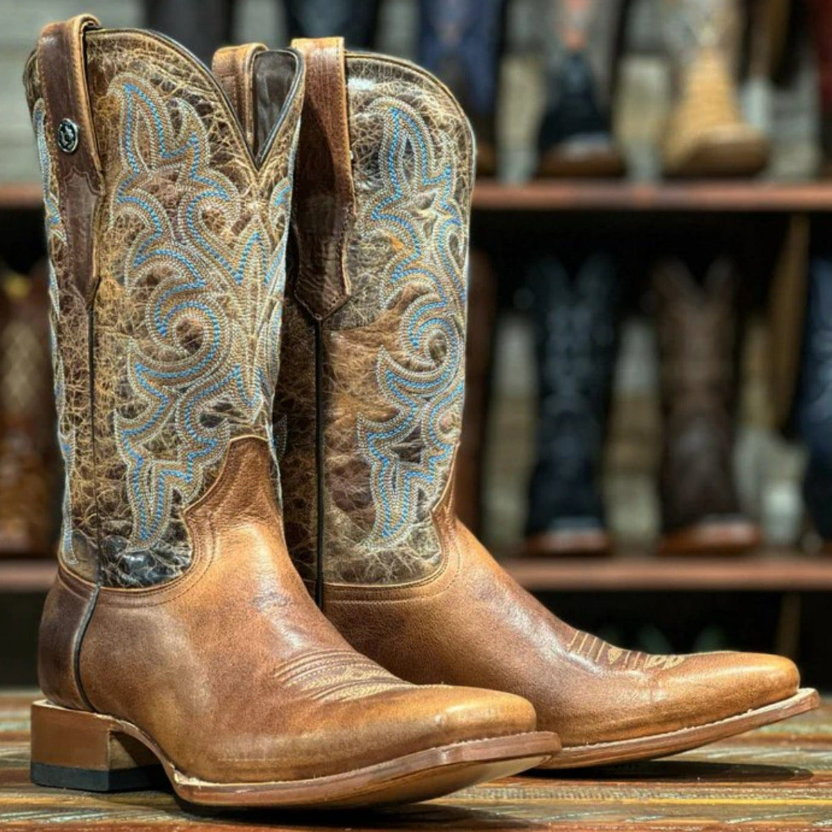 Tanner Mark Boots Boots Tanner Mark Men&#39;s Square Toe Leather Boots Maya Honey TM207044